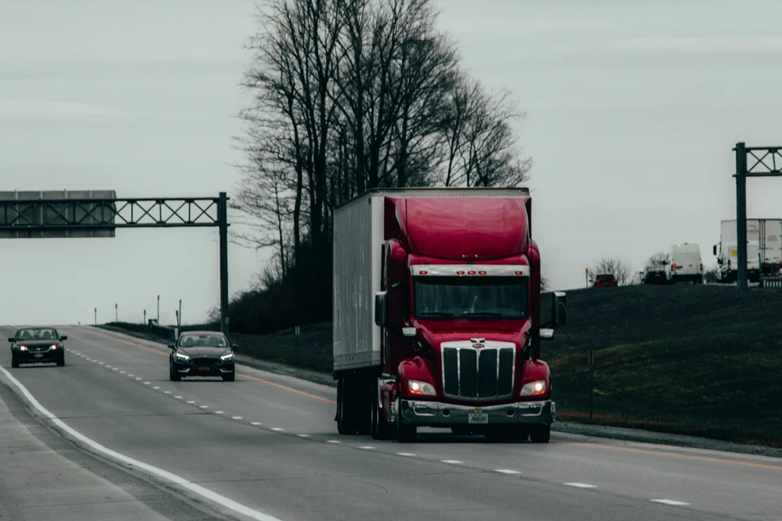 Truck Blind Spot: Reduce Risks with BSD423TR Sensors